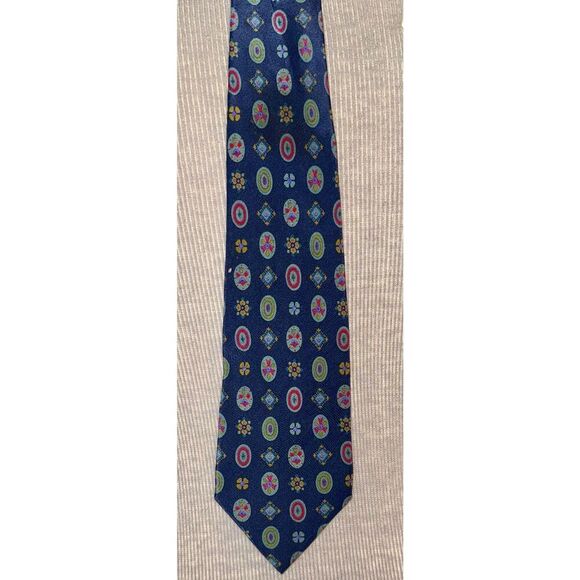Yves Saint Laurent Men’s 100% Silk Necktie - Picture 2 of 9